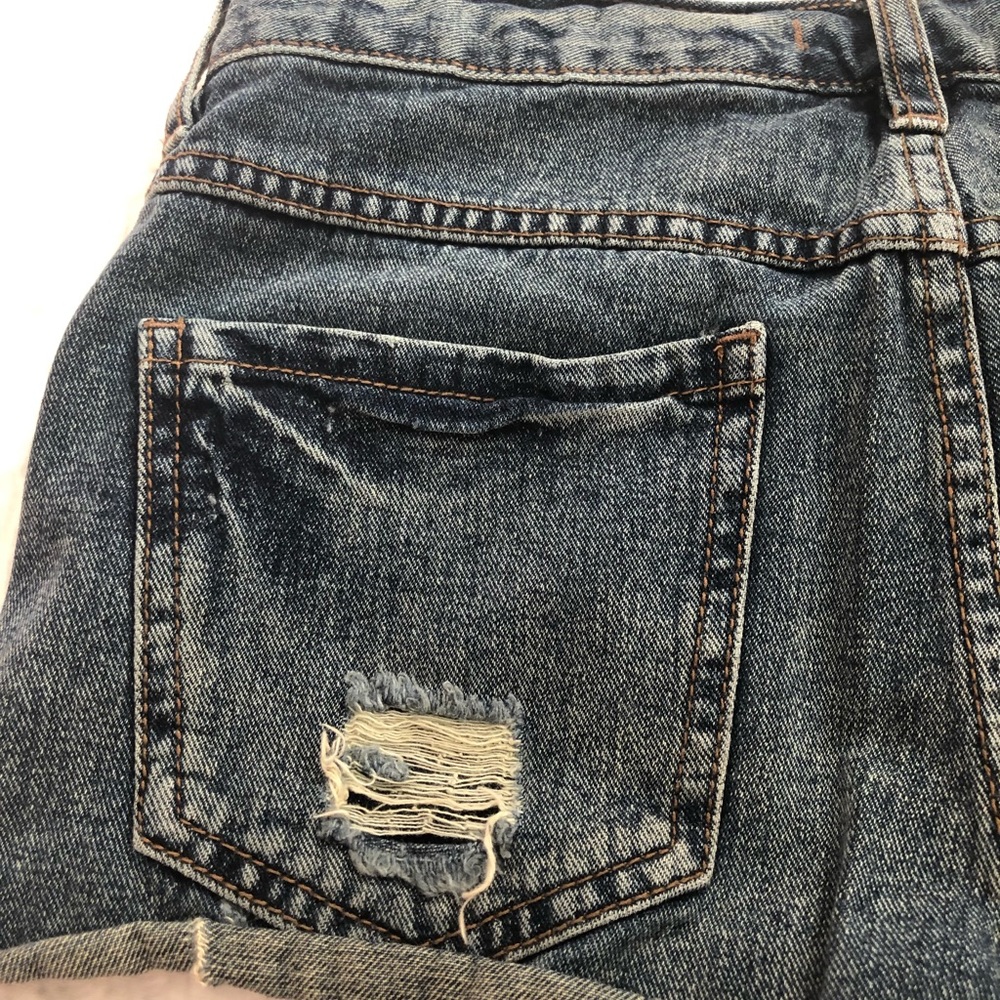 Free People Distressed Jean Shorts - Picture 7 of 8